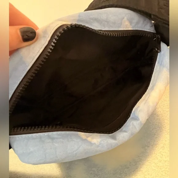 Baggu Camera Crossbody Bag in Clouds - Picture 4 of 5